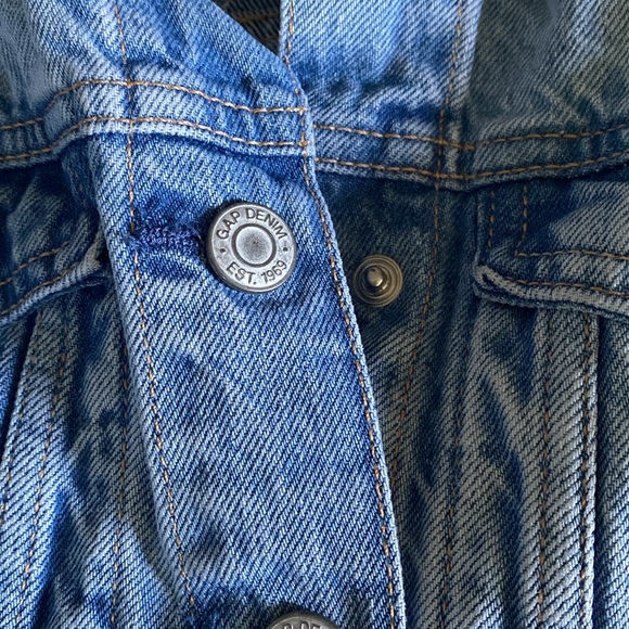 Girls Gap Jean Jacket - Picture 8 of 8